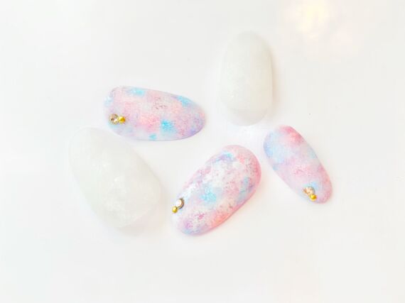 雪の結晶ネイル